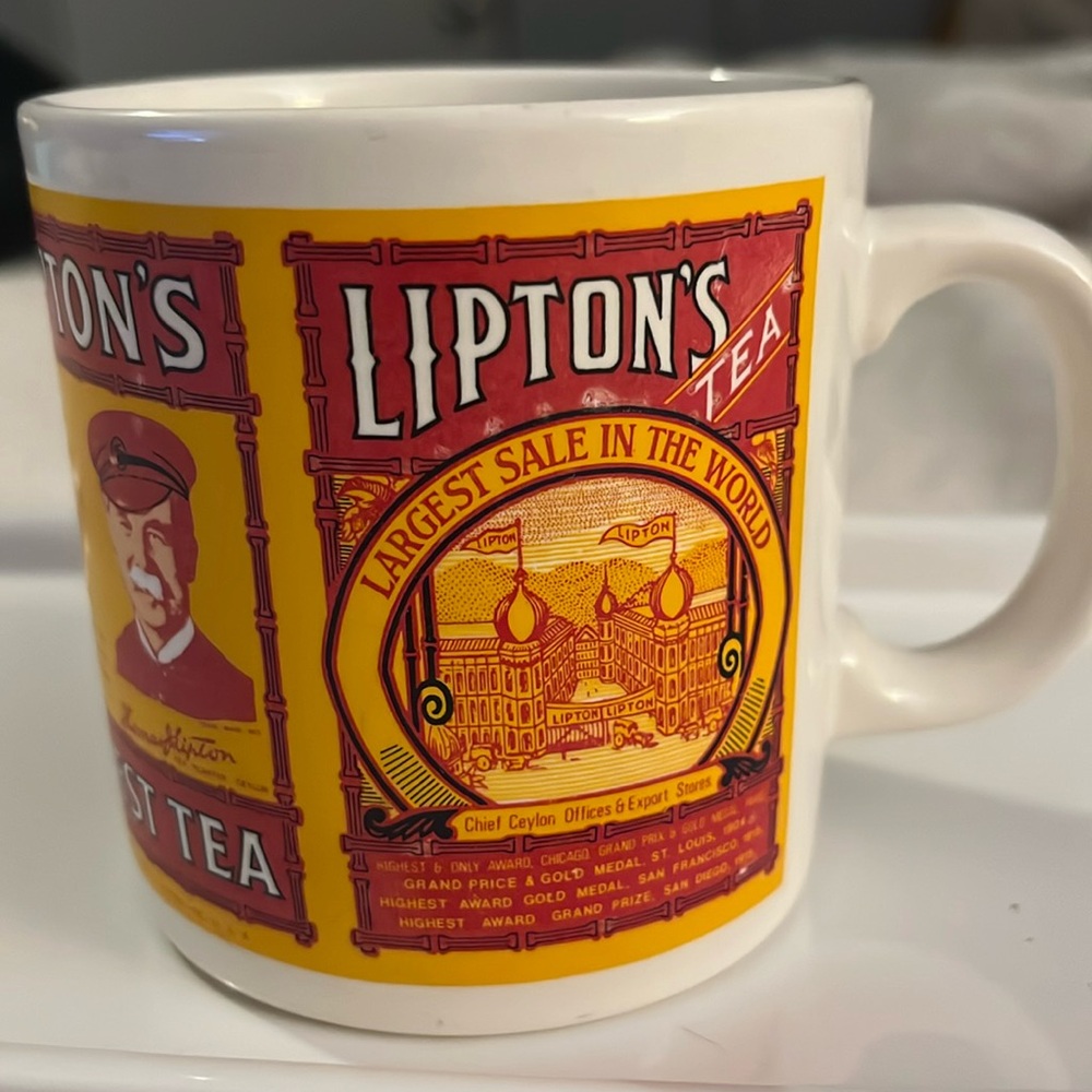THOMAS J. LIPTON TEA COFFEE MUG CUP TIN BOX COMPANY VNTG 1993